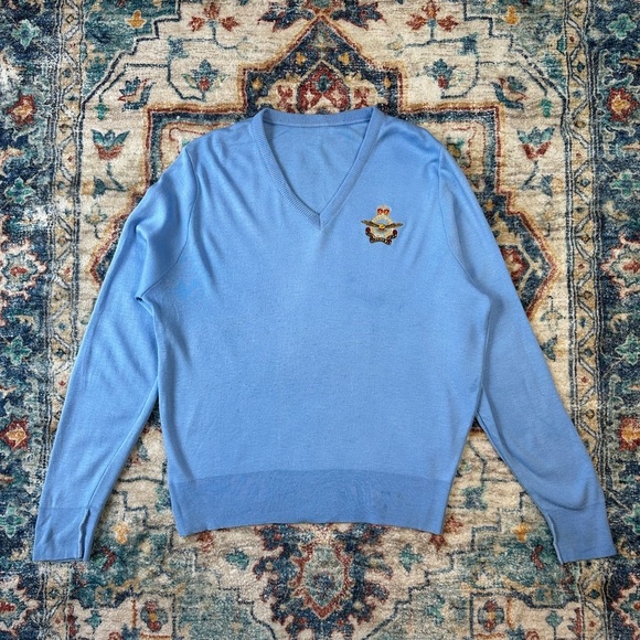 Vintage Royal Canadian Air Force Crest V-Neck Sweater - Picture 1 of 5